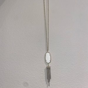 Used Kendra Scott Rayne Necklace in White Pearl with Gold Metal